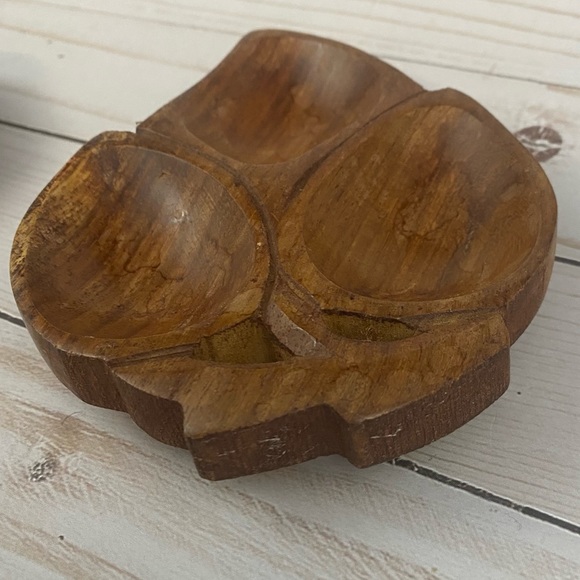 Vintage Monkey Pod Divided Leaf Shaped Wooden Small Bowls Lot of 4 - Picture 5 of 6